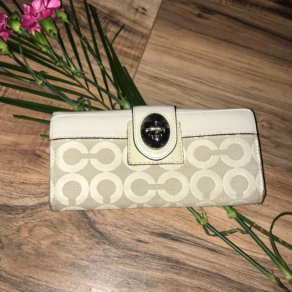 Coach wallet